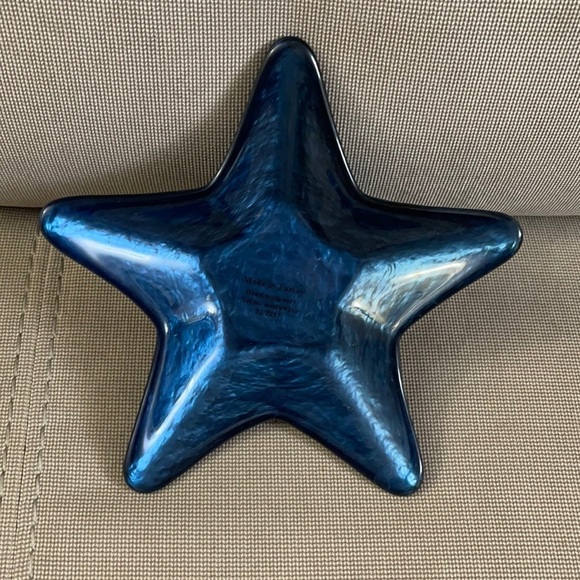 Star style blue small plate - Picture 1 of 5